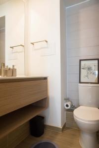 Chic Providencia Apt 2BR 2BA Sleeps 5