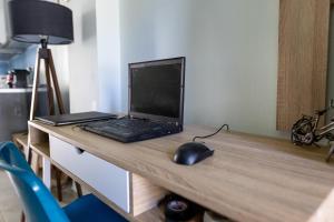Athens Mets Loft