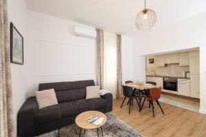 Bay View Apartment