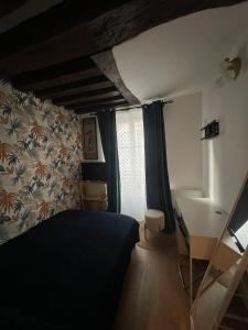 Heart of Paris, fully equipped, Louvre 5-minute walk
