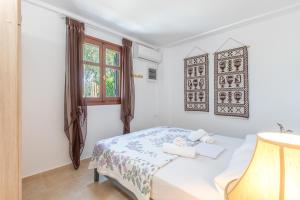 Stellas Olive Tree House