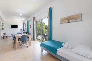 Stellas Olive Tree House
