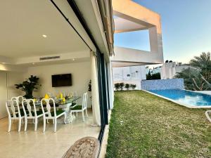 Gold Palms 4 Bedroom Villa