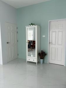 Gardenia New 2 BR house and 10 min ride to Nimman