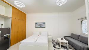 U10 Luxury studio with balcony italy cluster international city
