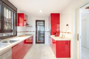 Spacious Villa Laurisilva