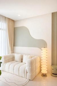 The Asset Curve House Phuket - Near Bangtao Beach