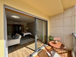 Albufeira Modern 7 With Pool by Homing