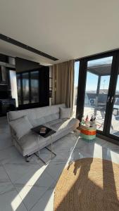 The Love suite 1 Athens Riviera