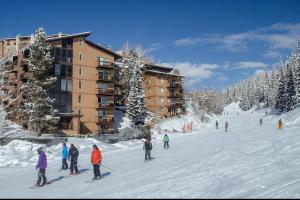 SE043 - Storm Meadows East Slopeside