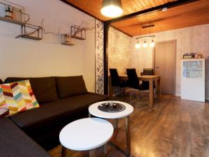 Apartment 610