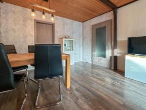 Apartment 610