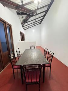 The Red Loft Mihinthale