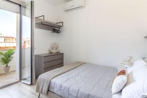 NURAS - Waves Apartment 10