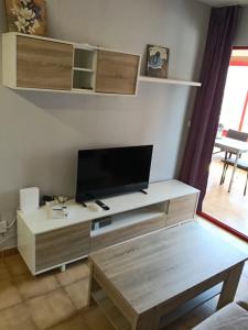 Beautiful Evamar Apartment Near Levante Beach