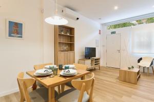 Kosta Homes - Carihuela Nest