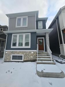 Cozy 2BR Basement Suite in Vermilion Hill SW Calgary