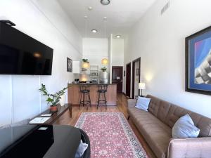 G-House, Bright & Mindful Space in a Prime Spot