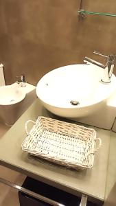 Renovated Gran Via Luxury Apartment