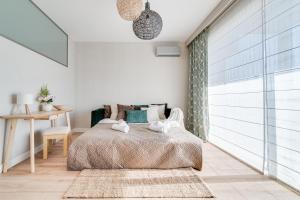 Jutrzenki 68a - dwupokojowy apartament z balkonem, parking - Wrocław - Fair Rentals