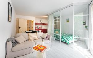 Chic appartement, coeur de Saint Tropez, Place des Lices