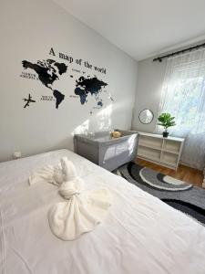 Spacious Apartment near Diamond Mall, Free Parking
