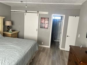 House in Pahrump sleeps 9, D Valley