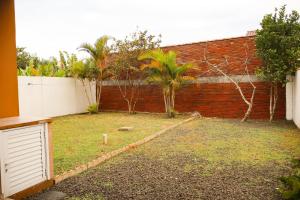 Casa com Piscina a 3 quadras do mar em Torres para 8 pessoas