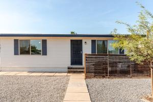 Central Retreat with Office & Patio