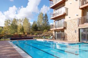 SL206 - Scandinavian Lodge and Condominiums