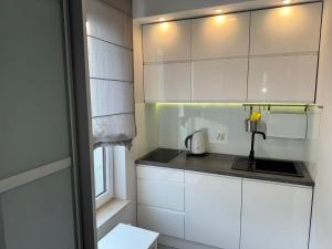 APARTAMENT Z BASENEM (OS. POLANKI)