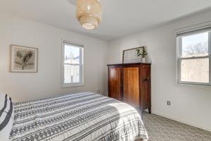 Walkable 3-Unit Escape Near Elk Lake & Bay Access!
