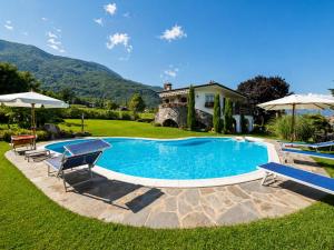 Fiori Pool-Gartenwohnung (EG)