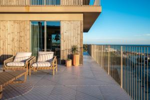 Premium Sea Views Luxury Penthouse By Inviting