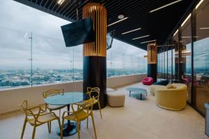 SKYTOWN STUDIO- Pool-Sauna-Jacuzzy-Gym