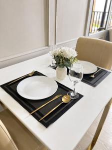 Luxury 1-Bedroom Condo in Bangkok Thonglor