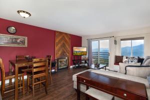 Ski View LookOut EPIC VIEWS Community Amenities
