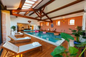 Casa Vamaë Heated pool & cinema