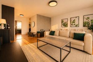 Stylish Apartment for 6 in I Quiet Area I Beautiful View I Fully Equipped Kitchen - Thermomix & Coffee Machine