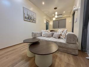 Silom Sky I Mahanakhon View for 2-6 Guests near BTS Chong Nonsi