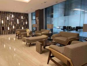 Cozy Home View 2-Bedroom near MOA, NAIA, PICC, Star City, US Embassy, & World Trade Center