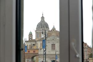Cavour 2 bedrooms apartment