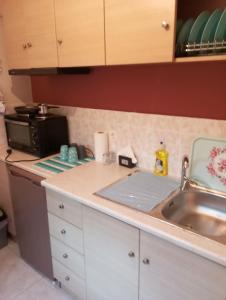 Cozy Single Studio Apartment - 22