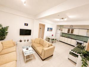 Stavrinis House