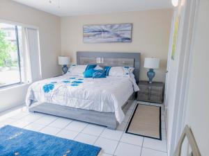 Riviera Beach 2C by FVC