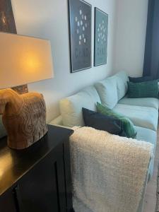 Townhouse appartment with two cuddly cats in the center of Elsingore close to beach and Hamlets castle