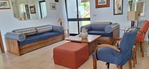 Spacious villa with private pool and sea view