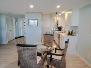 Beachplace 6 501 by FVC