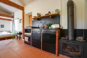 Carlvalhal Beach Quinta 5min Coast! Shared Outdoor