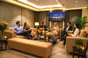 Hotel Mountain BlissNear New Delhi & Connaught Place
